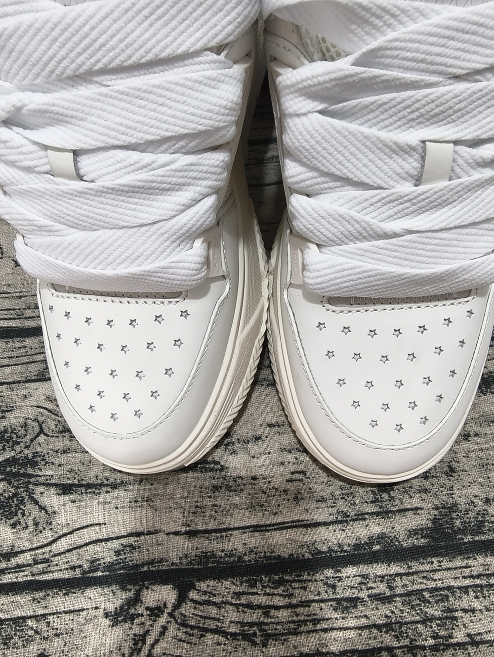 AMIRILeather MA-1 Low-Top Sneakers - Picture 2 of 12